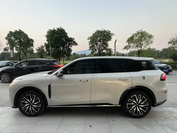 Changan Qiyuan Q07 2025 Model 215 Flagship Model