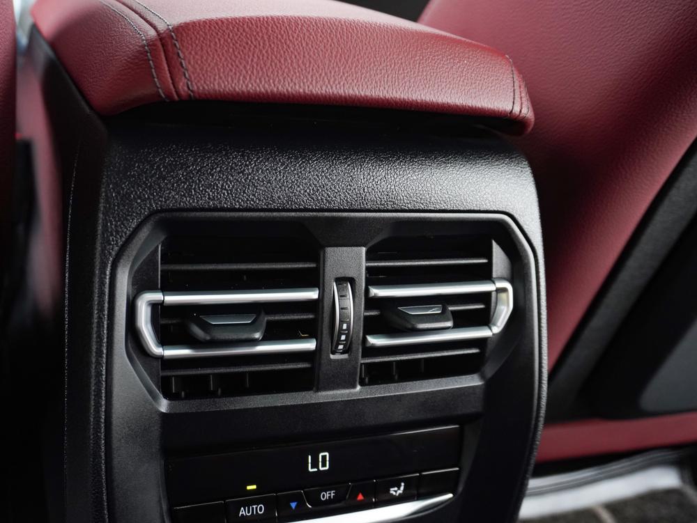 BMW 3 Series 2022 Facelift 325i M Sport Night Black Package – фото 12