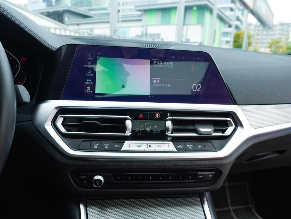 BMW 3 Series 2022 Facelift 325i M Sport Night Black Package – фото 15
