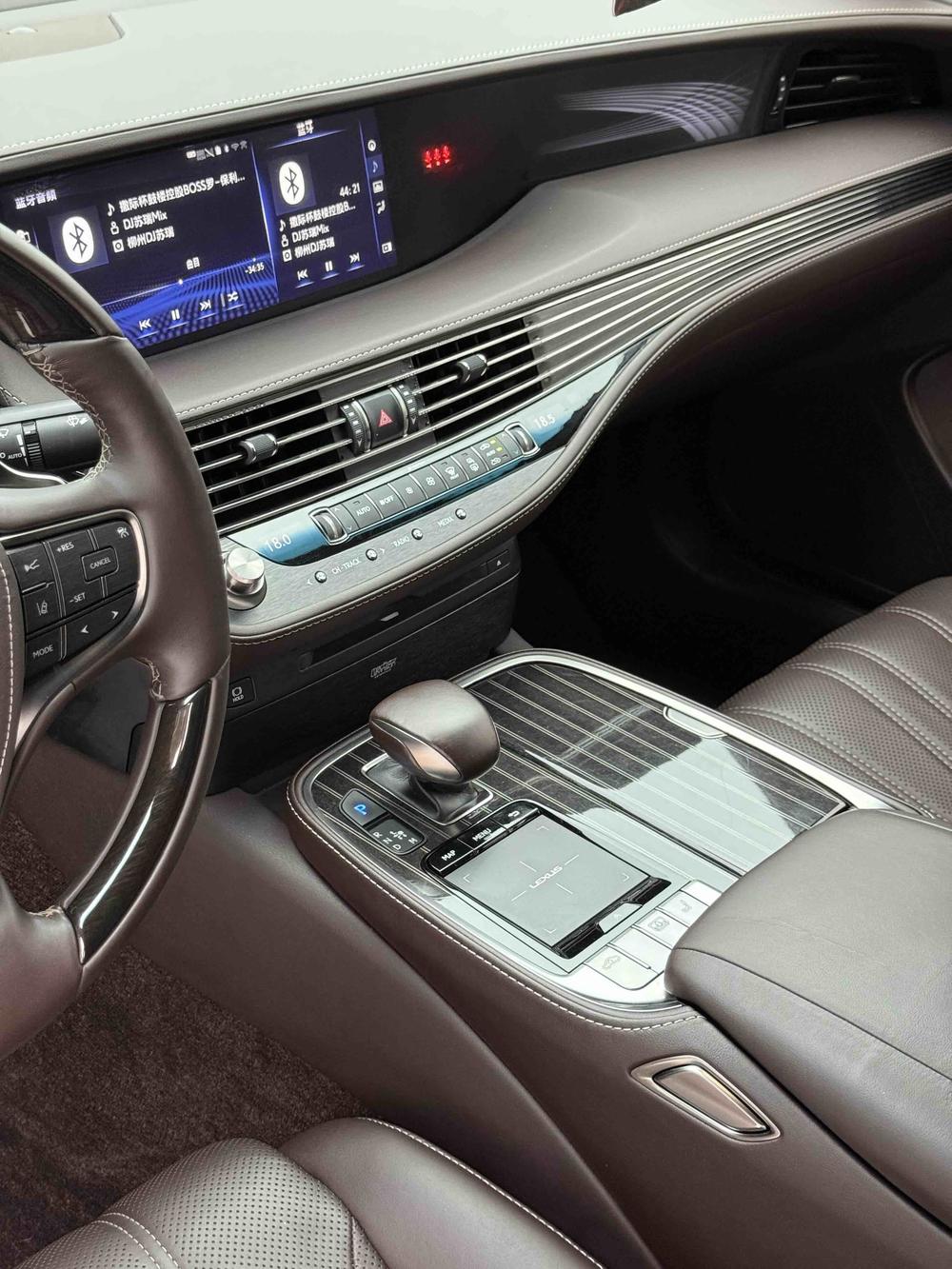 Lexus LS Модель 2018 года 350 Deluxe Edition National V – фото 8