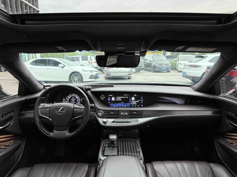 Lexus LS Модель 2018 года 350 Deluxe Edition National V – фото 15