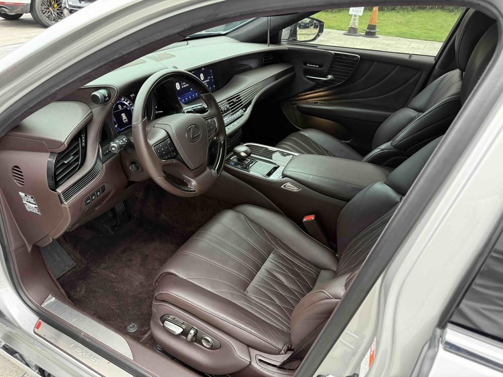 Lexus LS Модель 2018 года 350 Deluxe Edition National V – фото 16