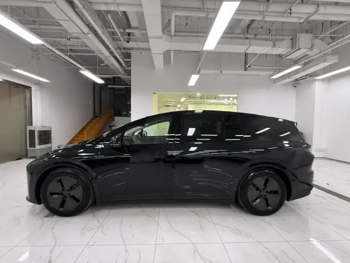 Li Auto i8 2025 Model Standard Edition
