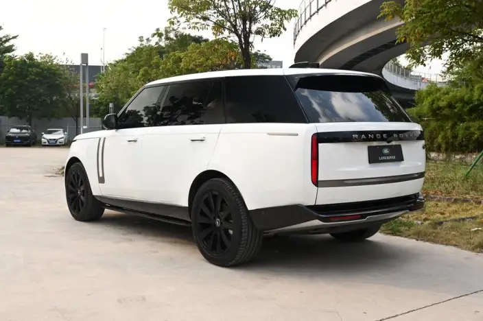 Range Rover 2025 Model 3.0 L6 400PS Shengshi Extended Edition