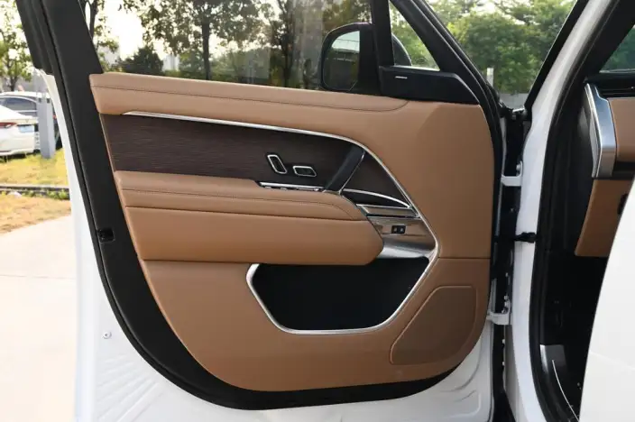 Range Rover 2025 Model 3.0 L6 400PS Shengshi Extended Edition – фото 7