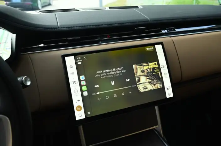 Range Rover 2025 Model 3.0 L6 400PS Shengshi Extended Edition – фото 8