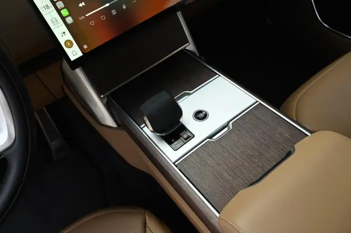 Range Rover 2025 Model 3.0 L6 400PS Shengshi Extended Edition – фото 10