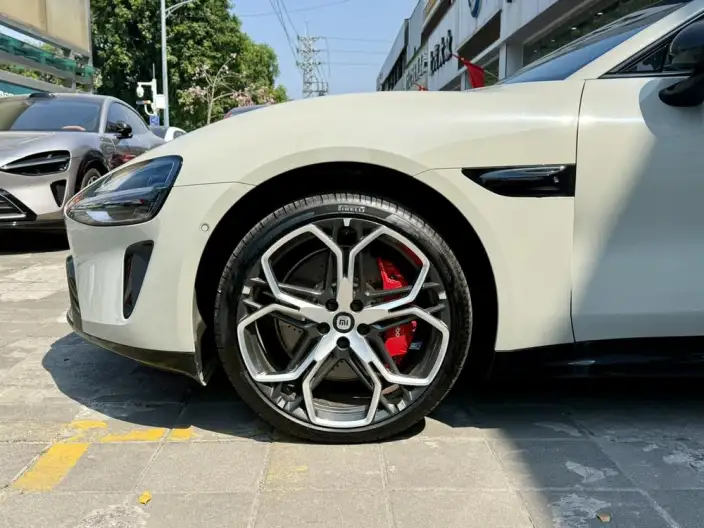 Xiaomi SU7 2026 Model 4WD Max Edition – фото 8