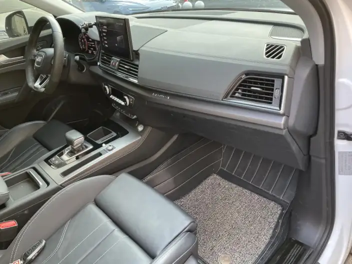 Audi Q5L 2022 Model 45T Luxury Dynamic Model – фото 8