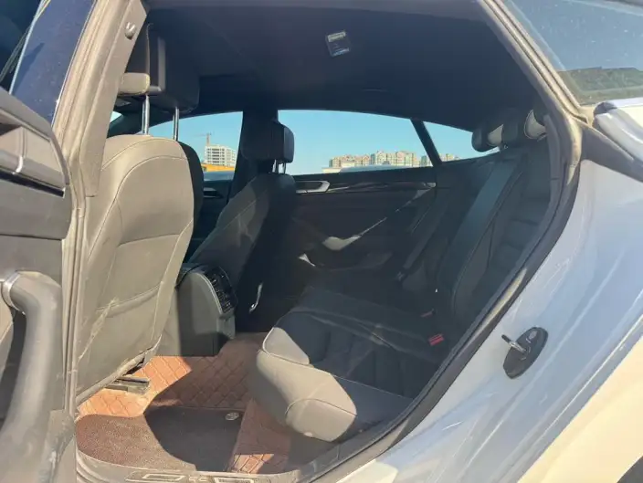 Volkswagen CC 2024 Model 380TSI Eye-catching version – фото 10
