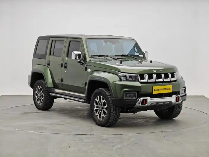 BAIC BJ40 2023 Model 2.0T Automatic 4WD City Hunter Edition Supreme Model – фото 3