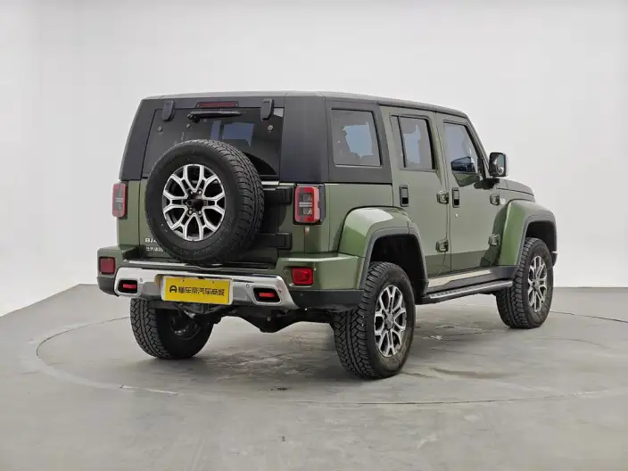 BAIC BJ40 2023 Model 2.0T Automatic 4WD City Hunter Edition Supreme Model – фото 7