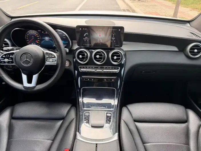 Mercedes-Benz GLC 2022 Model Facelift GLC 260 L 4MATIC Dynamic Model – фото 6
