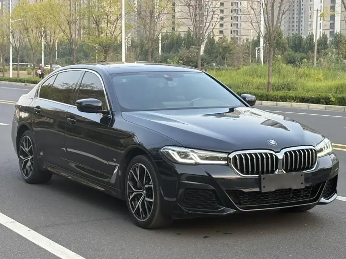 BMW 5 Series 2023 Model 530Li Exclusive Model M Sports Set – фото 3