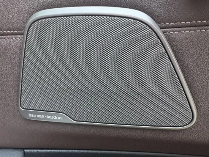 BMW 5 Series 2023 Model 530Li Exclusive Model M Sports Set – фото 8