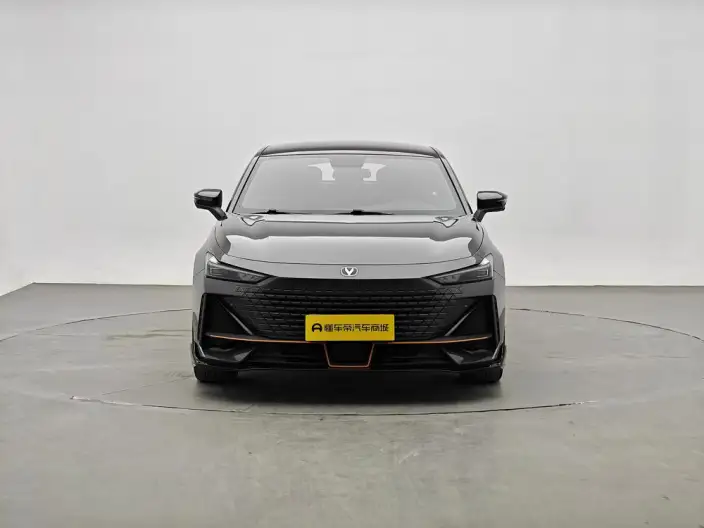 Changan UNI-V 2022 Model 1.5T Sports Edition – фото 2