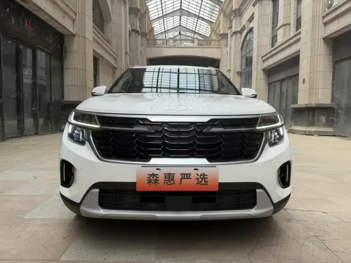 Kia Seltos 2023 Model 1.5L IVT Deluxe Edition – фото 2