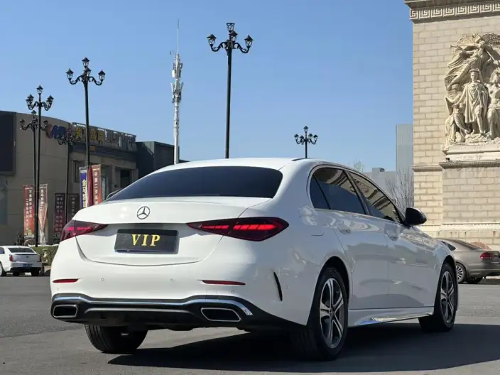 Mercedes-Benz C-Class 2022 Model C 200 L Sports Edition – фото 6