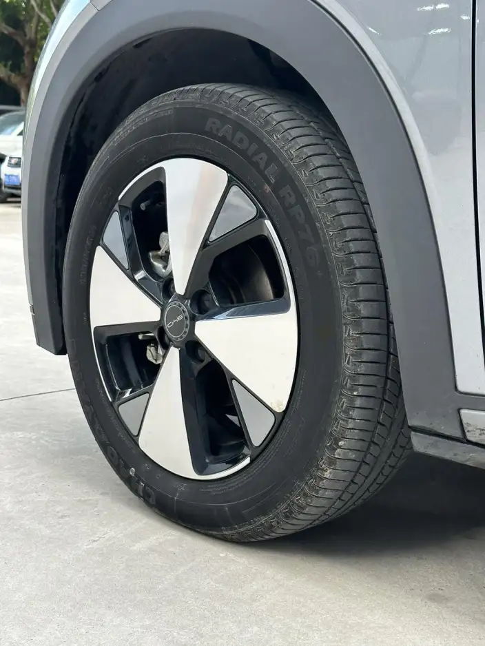 BYD Dolphin 2023 Model Fashion Edition – фото 7