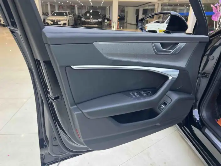 Audi A6L 2024 Model 40 TFSI Luxury Dynamic Model – фото 8