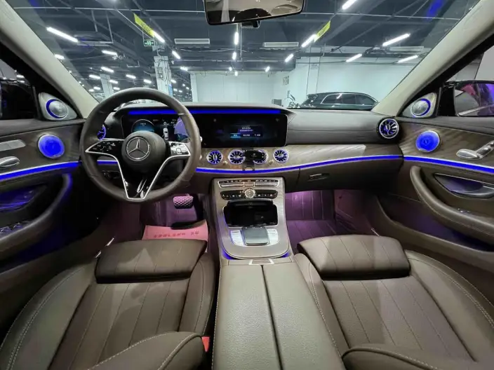 Mercedes-Benz E-Class 2023 Model E 260 L sedan – фото 7