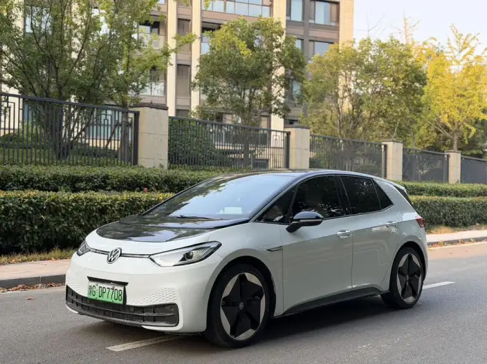 Volkswagen ID.3 2023 Model Pure Smart Edition