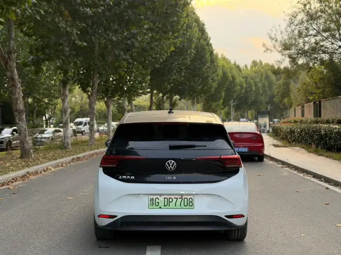 Volkswagen ID.3 2023 Model Pure Smart Edition – фото 5