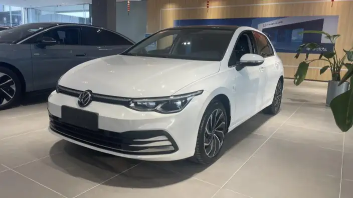 Volkswagen Golf 2023 Model 280TSI DSG Pro