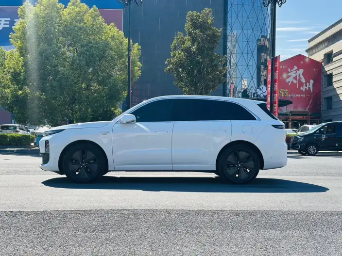 Li Auto L6 2024 Model Pro Edition