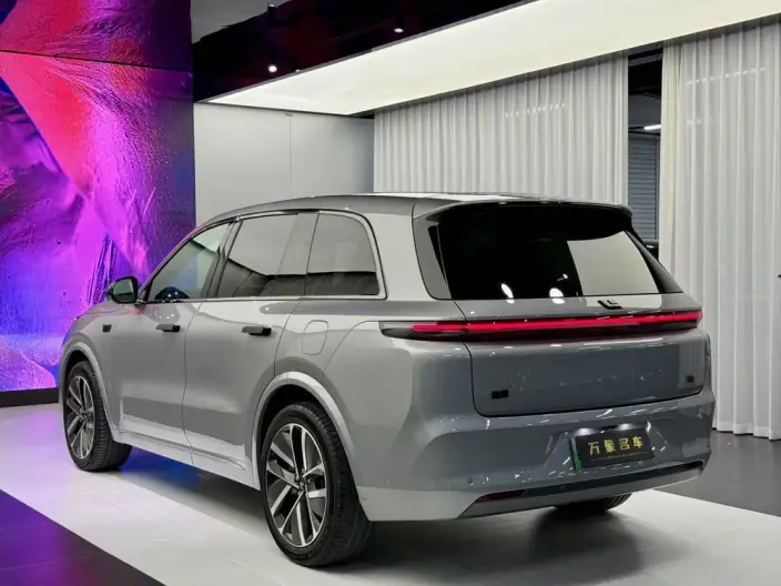 Li Auto L8 2023 Model Pro Edition