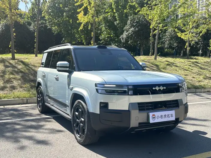 Titan 7 PHEV 2025 Model 190KM 4WD Ultra Edition – фото 3