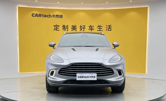Aston Martin DBX 2022 Model 3.0T STRAIGHT SIX – фото 2