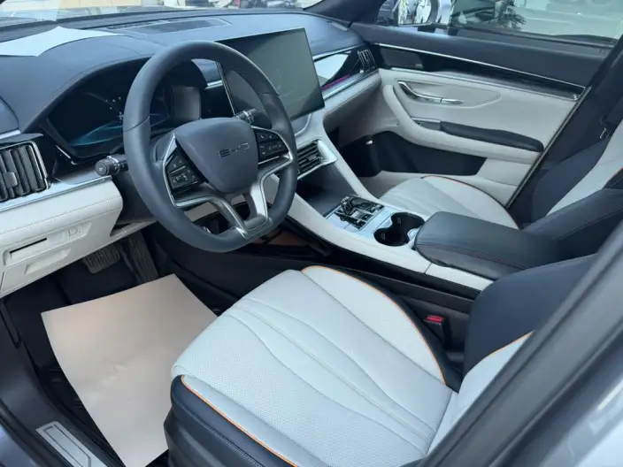 BYD Song PLUS DM 2023 Model DM-i Champion Edition 150KM Flagship PLUS – фото 9
