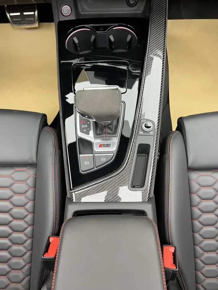 Audi RS 4 2023 Model RS4 2.9T Avant Standard Edition – фото 9