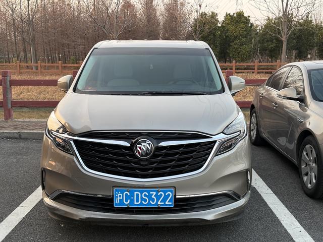 Buick GL8 2022 ES Land Premium 653T Comfort – фото 2