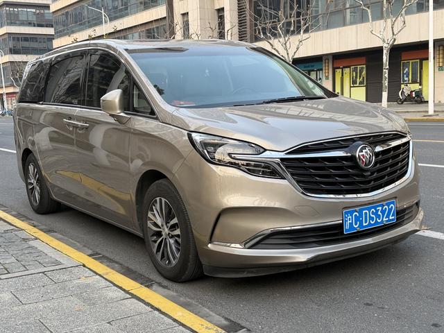 Buick GL8 2022 ES Land Premium 653T Comfort – фото 3