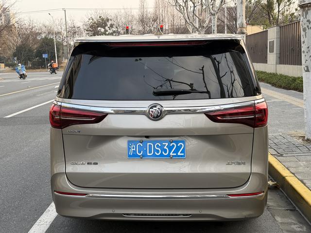 Buick GL8 2022 ES Land Premium 653T Comfort – фото 4