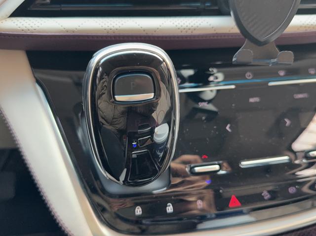 Buick GL8 2022 ES Land Premium 653T Comfort – фото 6