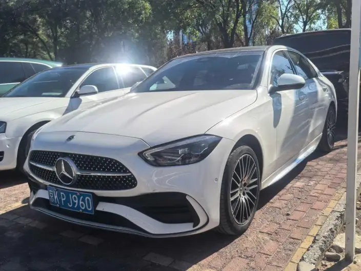 Mercedes-Benz C-Class 2024 Model C 260 L Sports Edition – фото 1