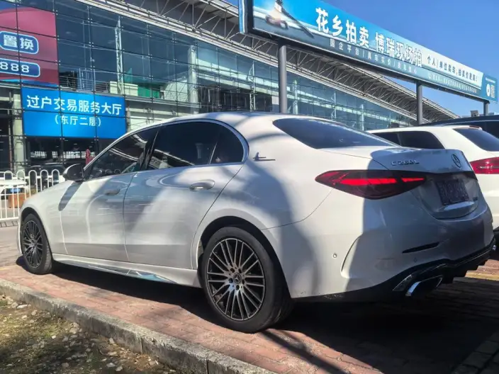 Mercedes-Benz C-Class 2024 Model C 260 L Sports Edition – фото 3