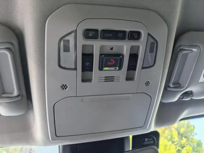 Toyota Highlander 2023 Model Hybrid 2.5L 4WD Deluxe Edition 7 seat – фото 7