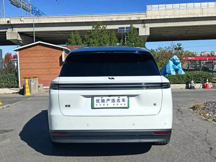 Li Auto i8 2025 Model Standard Edition – фото 6