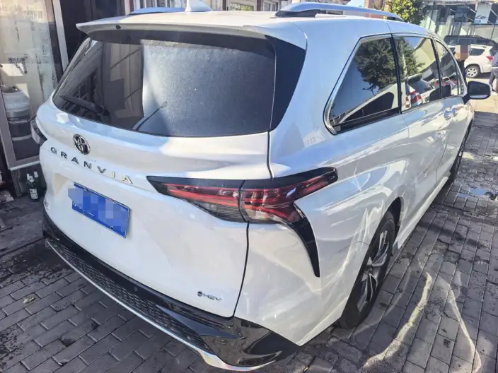 Granvia 2024 Model Intelligent Hybrid 2.5L 2WD Deluxe Edition – фото 4