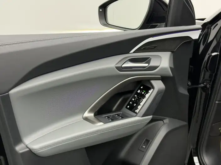 Audi Q5L 2026 Model 2.0T Smart Hybrid Exclusive Model – фото 9