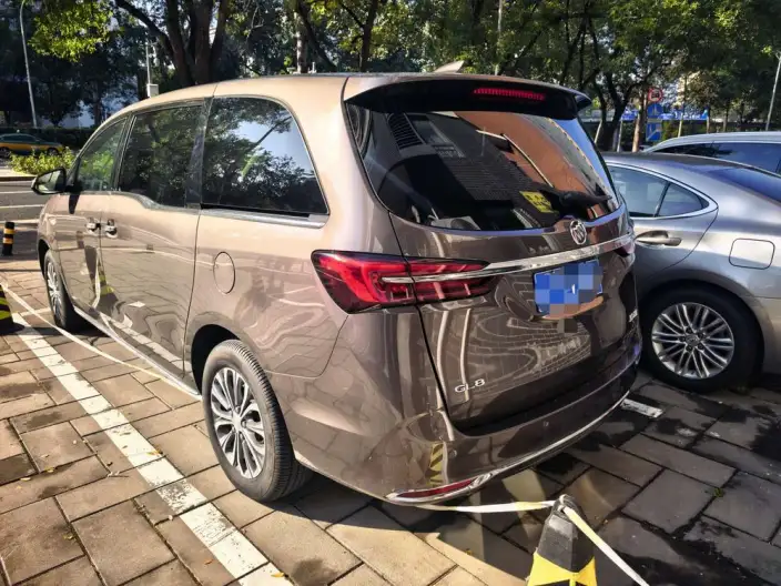 Buick GL8 2023 Model 2.0T Automatic Qian Drive 7 seat – фото 4