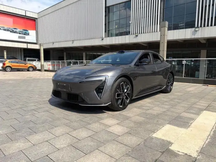 Avita 06 2025 Model Ultra 4WD EV Edition – фото 1