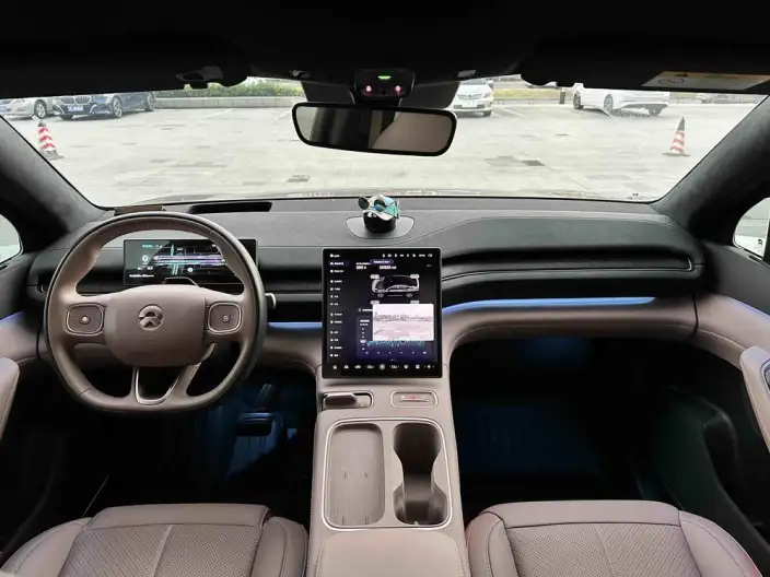 NIO EC6 2024 Model 75kWh – фото 6