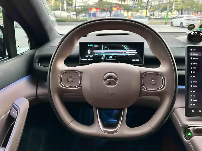 NIO EC6 2024 Model 75kWh – фото 7