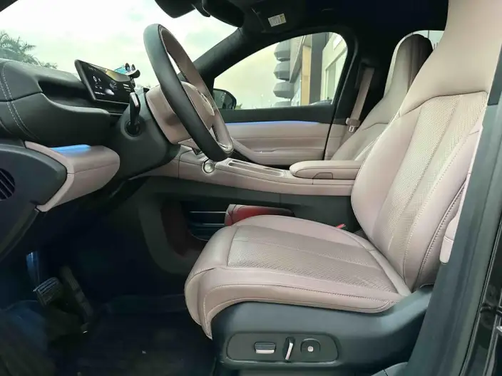 NIO EC6 2024 Model 75kWh – фото 8