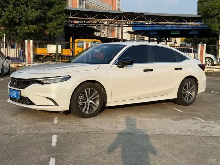 Model Ge 2022 Model 240TURBO CVT Exclusive Edition